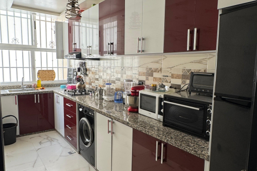 Gemeubileerd nieuw appartement in Eddakhla