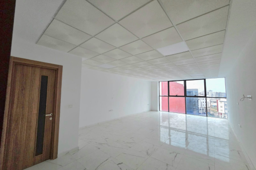Te huur - 50m² kantoor in Haut Founty